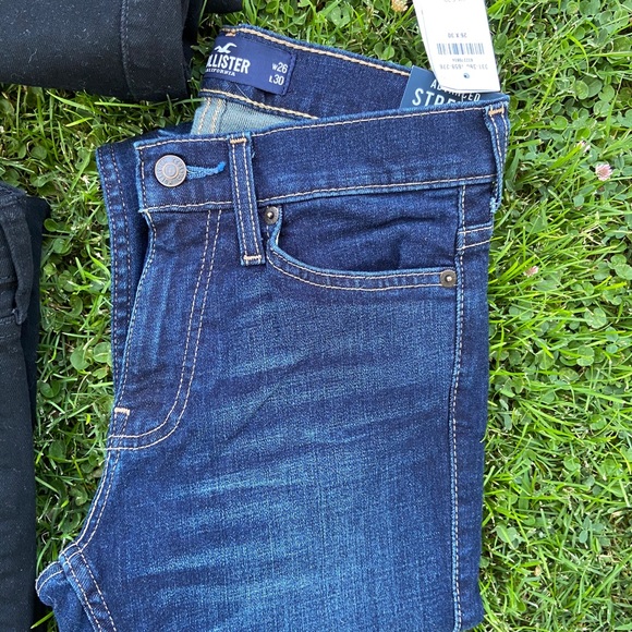 Hollister Jeans - Picture 5 of 6